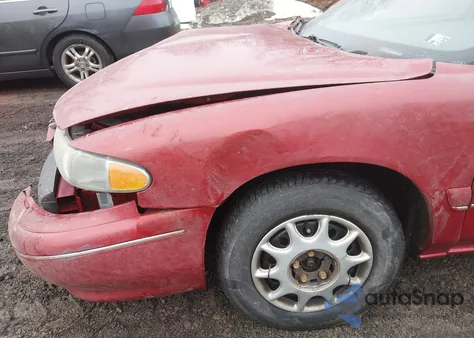 1998 Buick Century Custom z USA, uszkodzony, nr VIN 2G4WS52M2W1486286